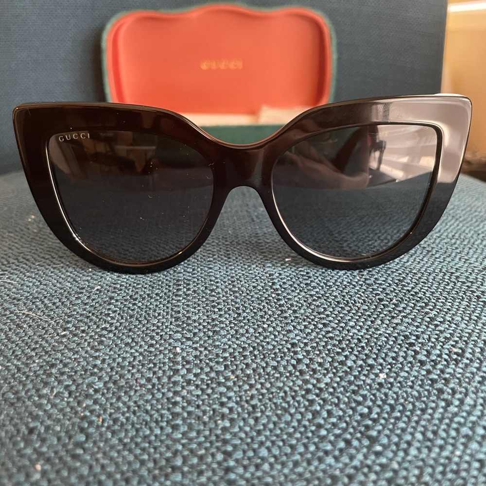 NEW Gucci Cat-eye Sunglasses